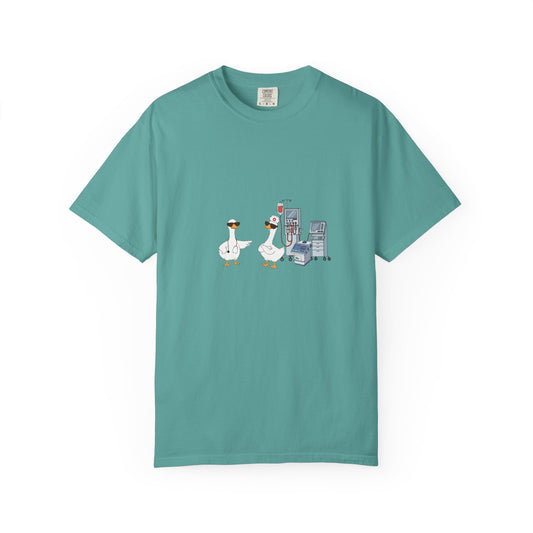 Too many geese in the kitchen (PRN Tee)
