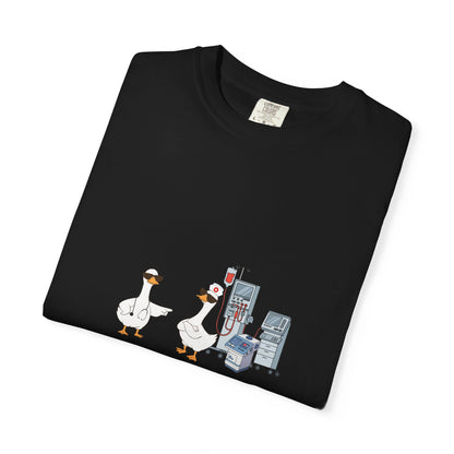 Too many geese in the kitchen (PRN Tee)